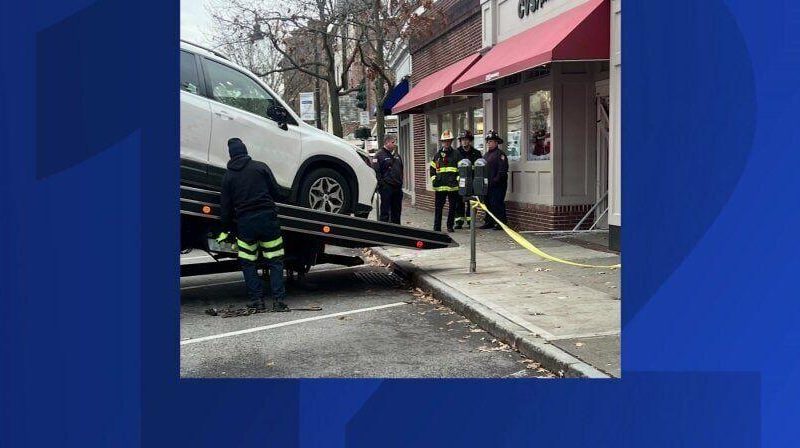 Bronxville cvs Crash